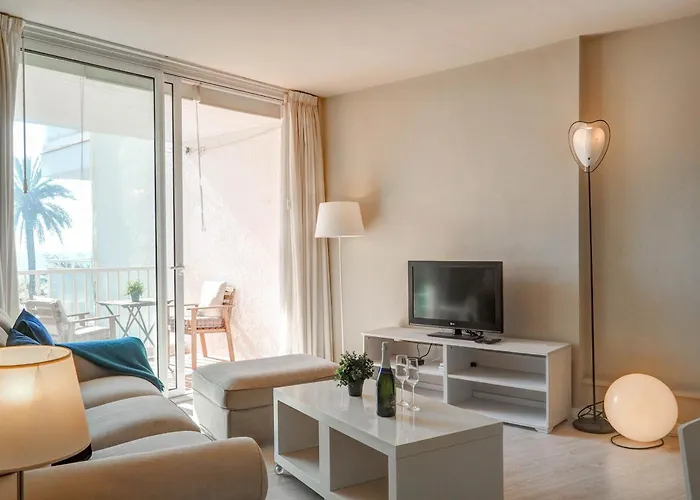 La Gioia 1 By Hello Homes *